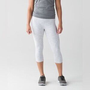 Lululemon Run With The Sun Crop Capri Leggings Grey Activewear Golf Pilates Gym